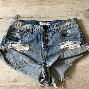 ‼️MOVING SALE ‼️ one teaspoon bandits denim shorts